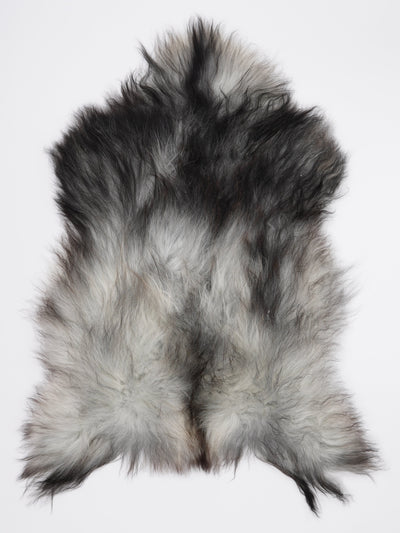 Grått isländskt fårskinn L